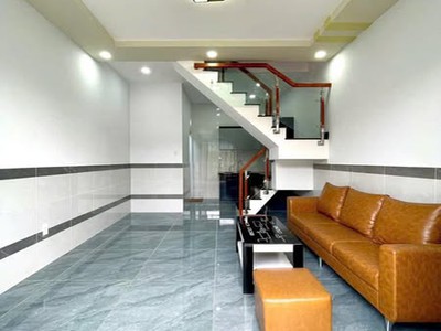 Nhà mới tinh cho thuê tl40 giá 5tr có máy lạnh, nhìn là thích liền 1