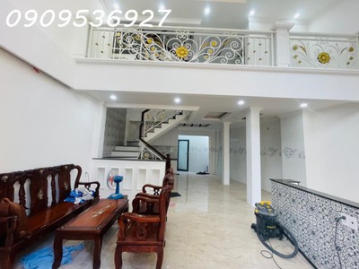 Nhà 5 tầng - ngang 7.2m - phân lô - ô tô vào nhà - nhà mới cứng - pháp lý rõ ràng 1