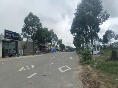 Đât tp bến cát kinh doanh được ngay  giá cực tốt đường i 1