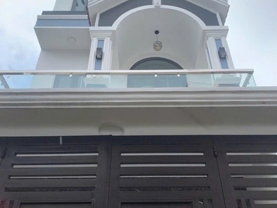 Bán nhà 4 tầng, 62m , 4pn, 3wc, q.9, 4.9 tỷ 0