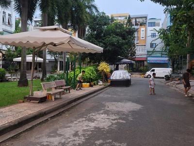  bán nhà 4 tầng - ngay công viên - phường 13, bình thạnh - nguyễn xí 1