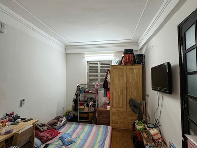 Cho thuê nhà riêng Ngõ 100 Chợ Khâm Thiên, 30m2 x 4 tầng 2 phòng ngủ, đủ đồ 10 triệu 0