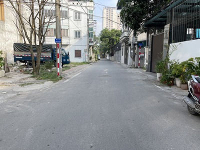 Cần bán 52m2 đất tổ 8 Thạch Bàn, đường ô tô tránh, đối diện trường học, sân chơi 2