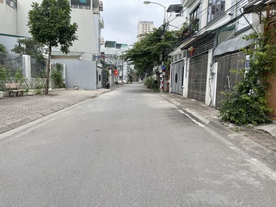 Cần bán 52m2 đất tổ 8 Thạch Bàn, đường ô tô tránh, đối diện trường học, sân chơi 4
