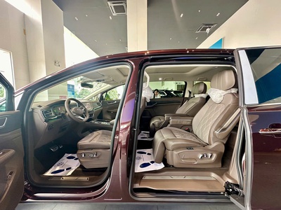 VOLKSWAGEN Viloran   Biệt thự di động không gian sống cho người thành đạt 0