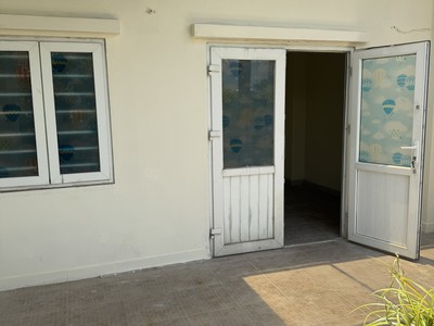 Nhà 3 tầng, 31 Hoàng Thúc Trâm,gần Sân Bay Đà Nẵng. giá 7.65 tỷ. 7