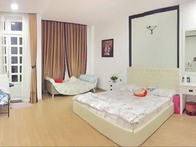 Mặt phố 90m2 - Giá 13 tỷ - 4 tầng - 4PN - Ngang 5m - Đường D4 - Quận 7 1