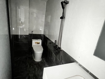 Bán nhà số 26 ngõ tô hoàng phố bạch mai, trước nhà thoáng sáng diện tích 27m2 giá 5.2 tỷ 3