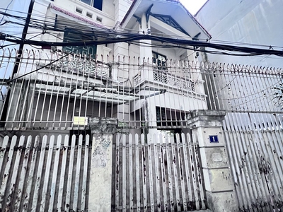 Bán nhà ngọc lâm 20 tỷ 80m ngõ ô tô tránh,hai mặt ngõ,long biên 1