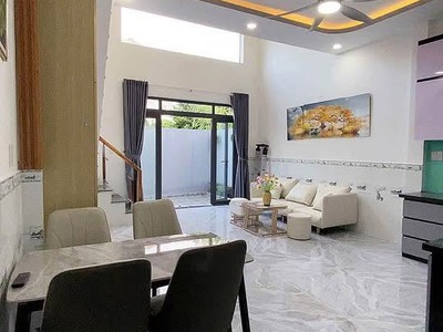 Nhà 90m2 gần bv hồng đức 2, nhà đẹp chỉn chu, giá rẻ chỉ 2.45 tỷ 1