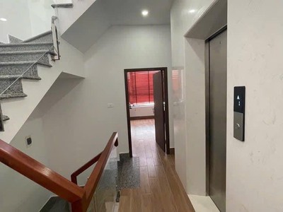 Bán nhà an dương vương otô thang máy ,ngõ thông gần ciputra 65m 6tầng 15.6tỷ 4
