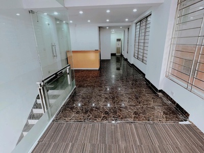 Cho thuê mặt bằng tầng 1   lô góc mặt phố trung kính 3