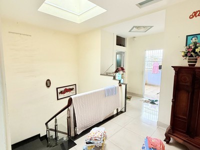 Bán nhà chiều ngang 6m - mặt tiền kd đường âu cơ, tân phú 3