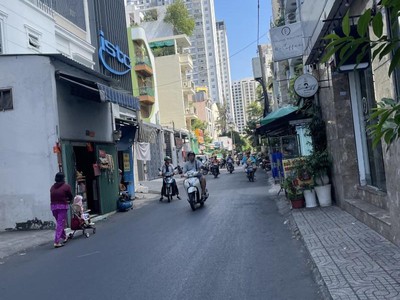 Bán nhà ba tháng hai, quận 10   47m    nhà 4 tầng   giá nhỉnh 7 tỷ 3