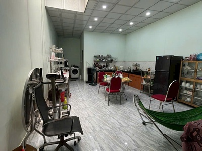 Hot  nhà mới tinh mặt tiền chợ tân phong, diện tích lớn, chỉ 5,5 tỷ 1