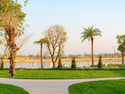 Liền kề đông nam  vinhomes global gate cổ loa gần vincom 2