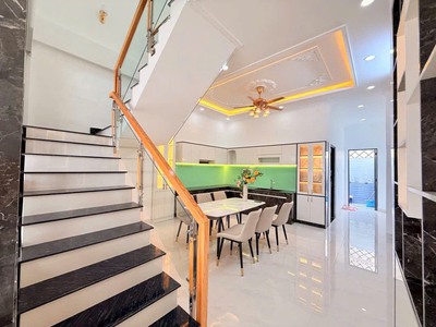 Chính chủ kinh doanh quán nhậu lỗ nặng bán nhanh căn nhà tâm huyết ở tphcm 3