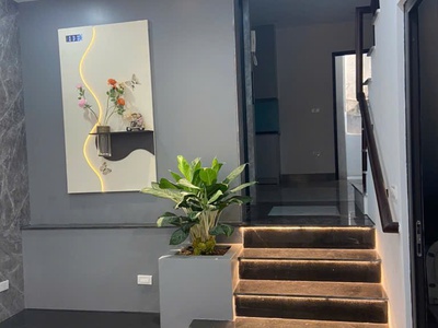 Bán nhà trần cung,52m ,5 tầng thang máy, lô góc, ngõ thông rộng, gần ôtô  giá 10.45 tỷ,dân xây ở 1