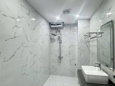 Bán nhà trần cung,52m ,5 tầng thang máy, lô góc, ngõ thông rộng, gần ôtô  giá 10.45 tỷ,dân xây ở 4