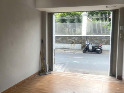Mặt tiền siêu hiếm, quận 9, dtsd 55m2, cho thuê 9tr/tháng, chỉ 2ty hơn 2