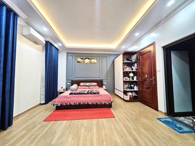 Duy nhất 1 căn phố quan nhân gần hồ ở ngay, tiện ích ngập tràn, 37m chỉ 7 tỷ. 1