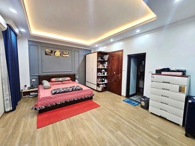 Duy nhất 1 căn phố quan nhân gần hồ ở ngay, tiện ích ngập tràn, 37m chỉ 7 tỷ. 2