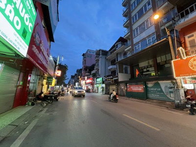 Bán nhà mặt phố chiến thắng- văn quán - hà đông, 70 m2, mặt tiền 5m, giá 25 tỷ. 0