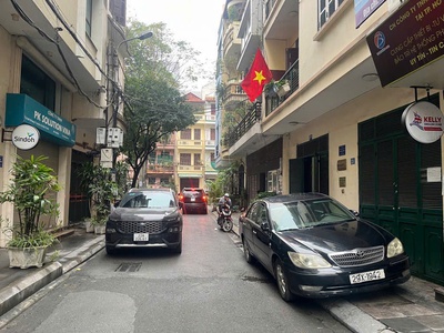 Mặt ngõ thông kinh doanh phố vương thừa vũ ô tô tránh, 45m, giá 13.6 tỷ. 0