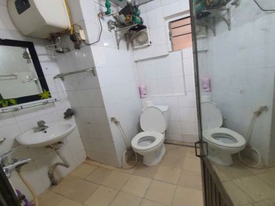 Chính chủ cần cho thuê căn hộ tầng 4, tập thể bách khoa lê thanh nghị, bách khoa 4