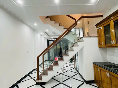 Siêu hiếm nhà phân lô oto đỗ cửa đường Giải Phóng gần BV Bạch Mai, ĐH Bách - Kinh - Xây. 1