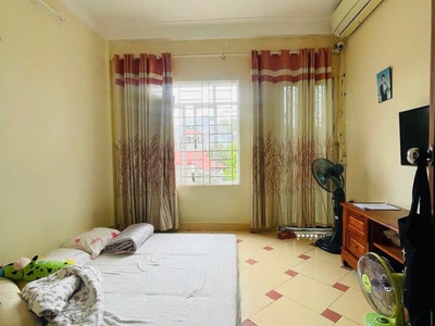 : bán nhà khuất duy tiến  - ô tô tải đỗ cửa - thang máy- nhà đẹp full nội thất 35m giá chỉnh 10 tỷ 0