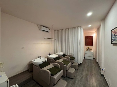 Chủ lên đời muốn thay đổi nhà - nguyễn bỉnh khiêm quận 1- nhà đẹp vào ở ngay , 0