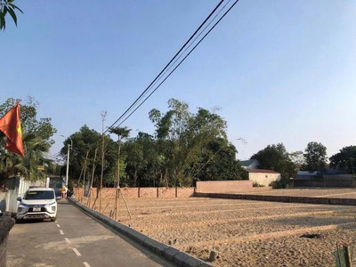 Bán lô siêu phẩm gần ngã tư lục quân đường thênh thang giá đầu tư nhỉnh 20tr 0