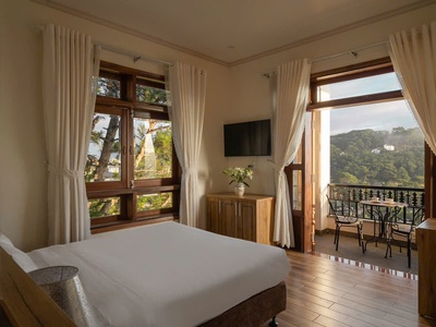 Siêu phẩm thịnh quang,lô góc,ô tô vào nhà ,kinh doanh,gần phố 48m2,5t, nhỉnh 14 tỷ 1