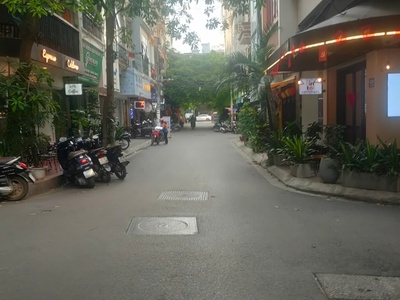 Bán nhà nguyễn chí thanh, vỉa hè, ôtô tránh, kinh doanh, dt 50m2 giá 18 tỷ 2