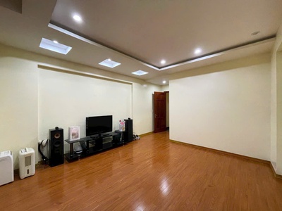 Bán nhà 4 tầng 90m2 phố Thư Trung, tuyến 2 đường Tô Vũ, Văn Cao, Hải Phòng 3