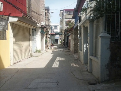 1 lô đất - Tại QUY TỨC - Ngõ thông 4m - vuông vắn - BDCC 1