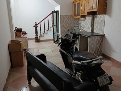 Cho thuê nhà bằng A, 31 m, 5 tầng Hoàng Liệt, Hoàng Mai 10 triệu 3