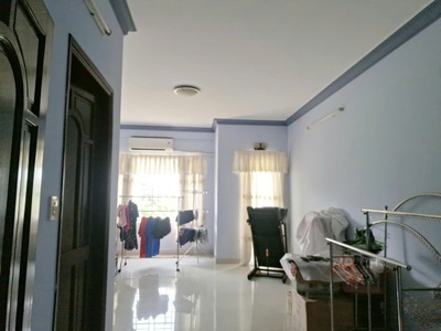 Nhà mặt phố 110m2 - Giá 15.5 tỷ - 4 tầng - 3PN - Đường D1 - Quận 7 7