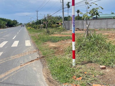 Bán đất mặt tiền QL50, TP Gò Công, SHR, 100m , giá 950 triệu 1