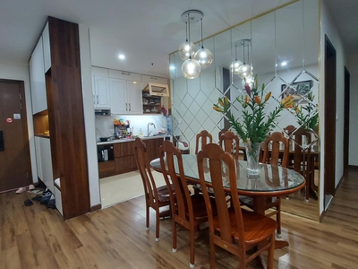 Bán chung cư CT12 Văn Phú 70m2, 2 ngủ, 2 vs nội thất vip chỉ 4.x tỷ 1