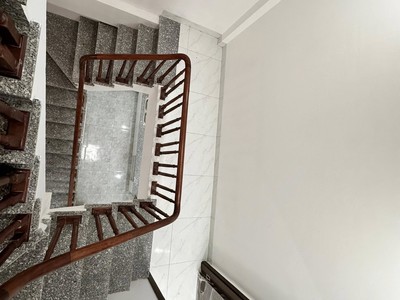 BÁN NHÀ ĐẠI MỖ NAM TỪ LIÊM 36m 7,3 TỶ 5 TẦNG MT 6,4m. Ngõ thông rộng, nhầ đẹp ở ngay, ô tô qua cổng. 3
