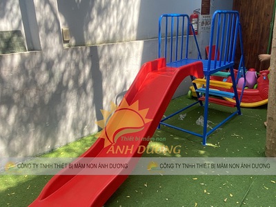 Cầu trượt đơn nhựa composite trẻ em, máng trượt hồ bơi 0