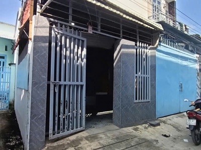 02. nhà 5 triệu 2 phòng ngủ cạnh đường số 1 khu giảng viên 1