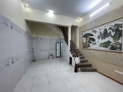 Bán nhà chính chủ phố hồng mai dân xây khung cột 30m ra phố 33m2 giá 6.9 tỷ 1