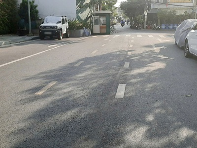 Nhà mt diện tích rộng đường nội bộ p10q8. giá 13,5 tỷ tl 2