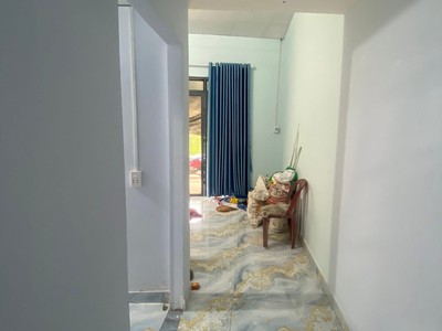 Bán nhà gần chợ bình chánh 1 trệt 1 lầu giá 600tr gọi xem nhà 3