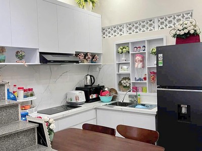 Bán nhà 2 tầng hẻm đường đồng nai phước hải giá 2ty850 2