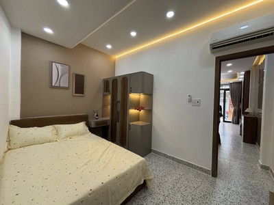 Bán nhà thích quảng đức  4x14 , có sân để xe, kế ô tô, nhỉnh 7 tỉ 1