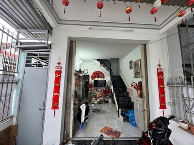 Bán nhà căn góc 2 tầng hẻm hương lô ngọc hiệp giá 1ty9 1